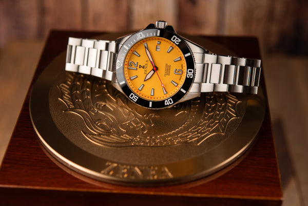 ULA DIVER - Ocean Hornet Yellow – ZENEA Watches
